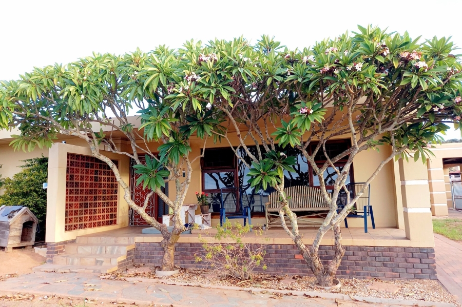 5 Bedroom Property for Sale in Vredenburg Western Cape